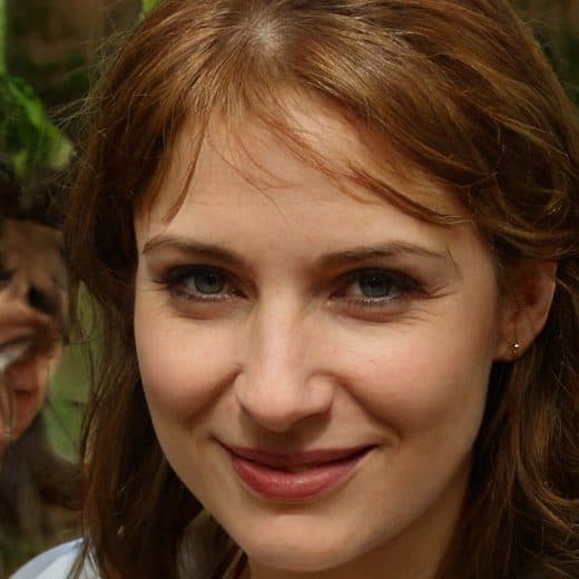 Dr. Leila Nasser